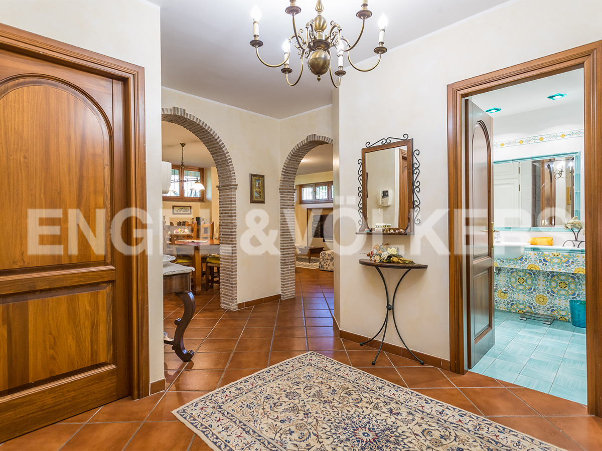House in Frascati - Hallway