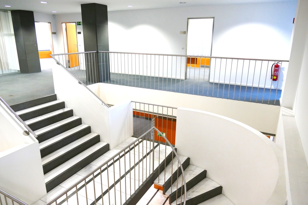 Bürofläche in Hohenems - Eleganter Treppenaufgang