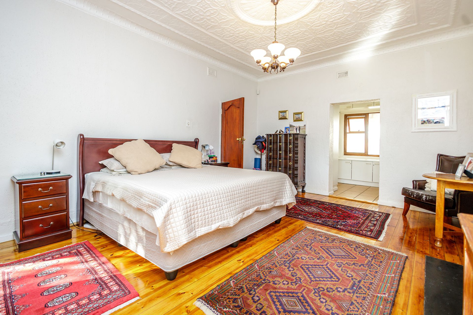 House in Craighall Park - Main Bedroom