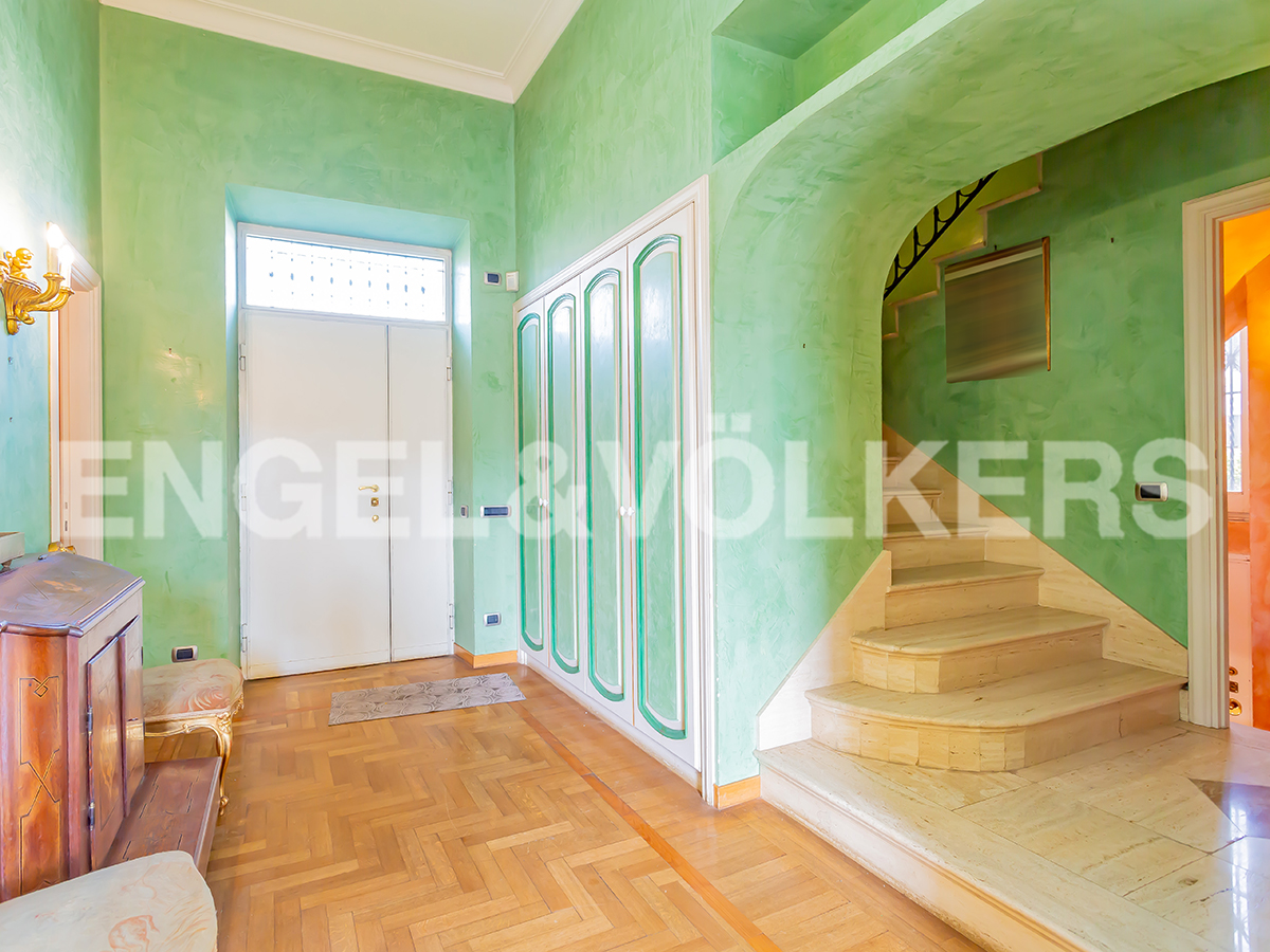 House in Castelli Romani - hallway
