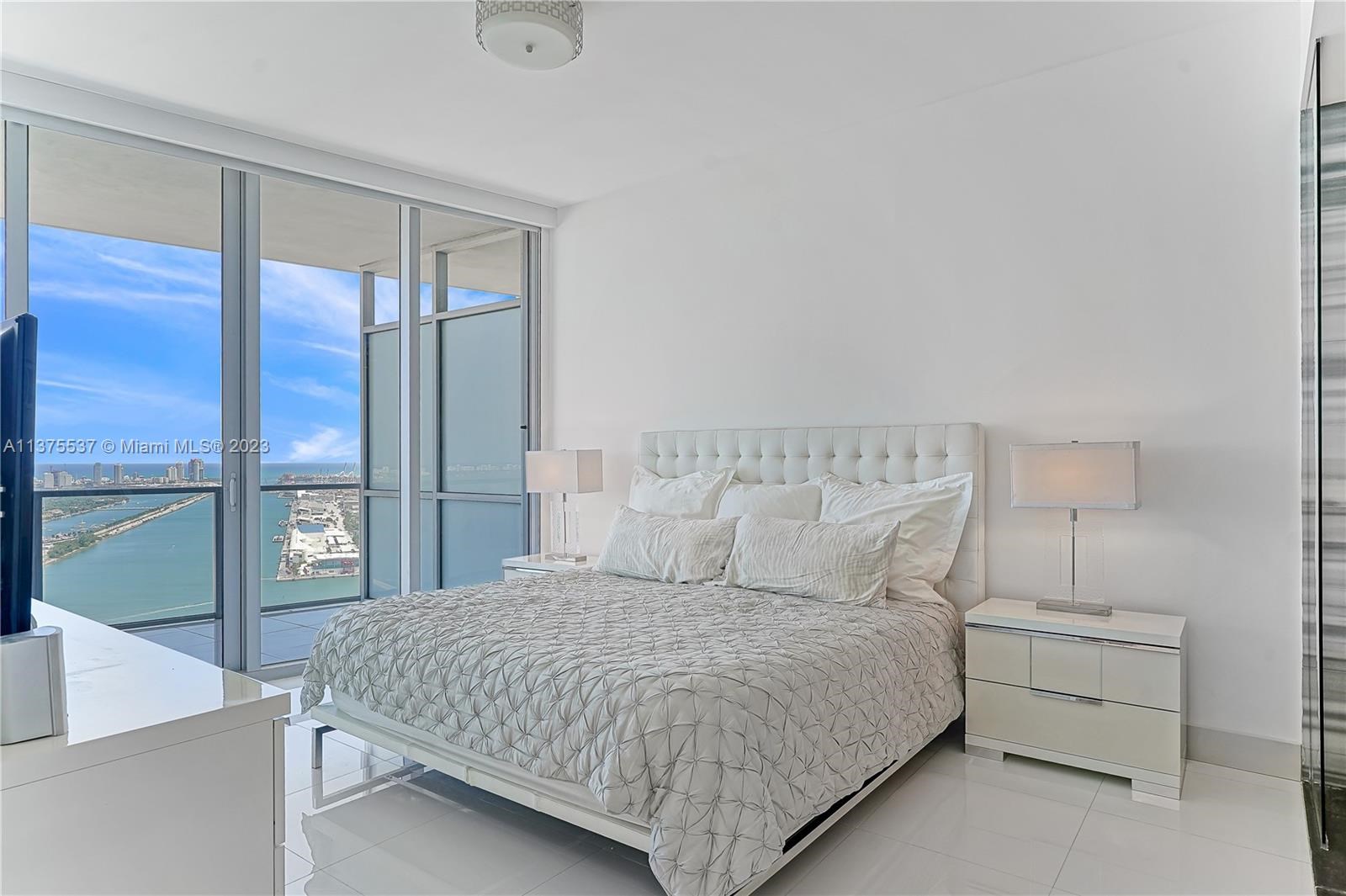 https://www.engelvoelkers.com/images/2ed1e650-87dd-4671-920b-705e70efab3b/apartment-in-miami-florida