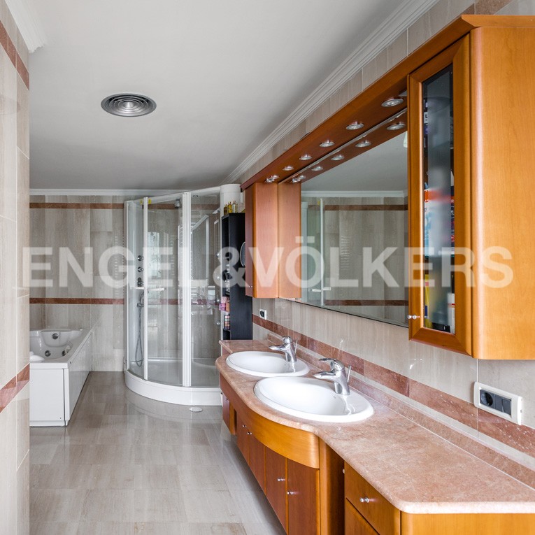Apartment in La Salle/Los Llanos - Bathroom
