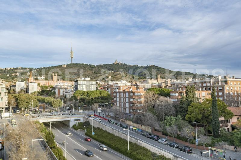 Piso de obra nueva con terraza en Sarrià