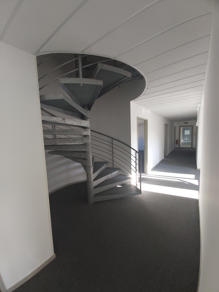 Bürofläche in Potsdam - Treppe zum Archiv