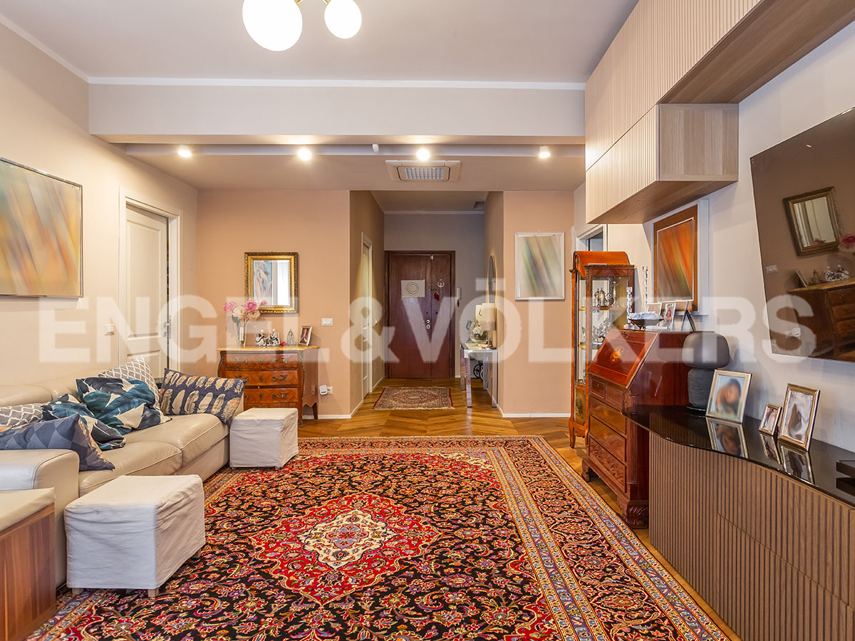 Property on two levels in Viale Etiopia