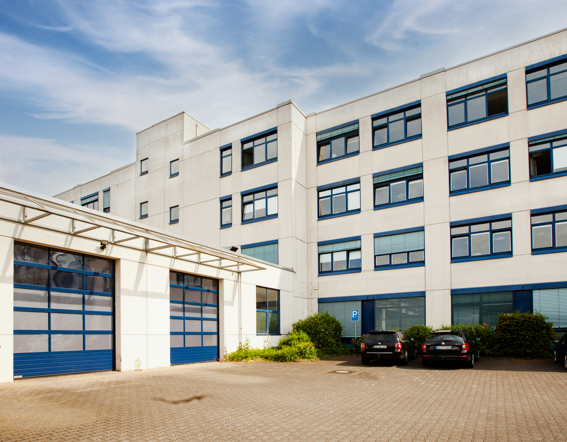 Industrie / Lagerhallen / Produktion in Lierenfeld