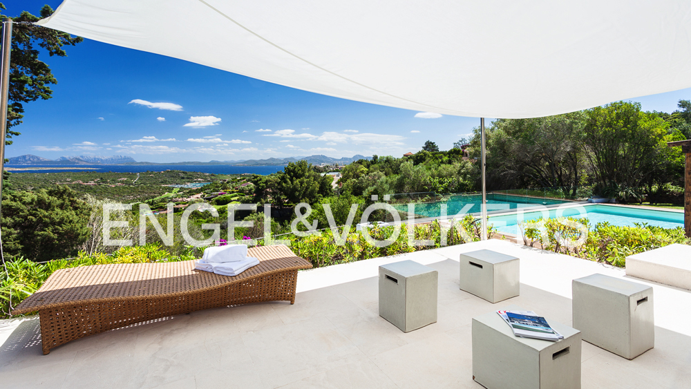https://www.engelvoelkers.com/images/76f37dc1-6d33-476c-8c12-8117128a6eda/tradition-and-design-overlooking-cala-di-volpe-bay-%E2%80%A2-costa-smeralda-%E2%80%A2-pevero