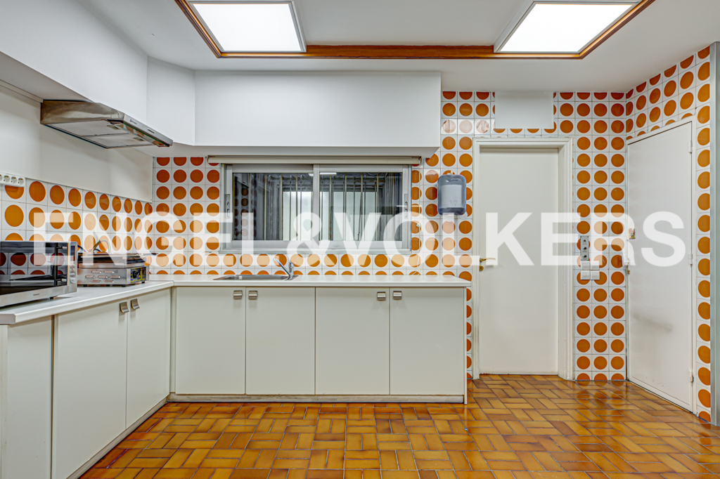 Apartment in Presidential Palace - KITCHEN