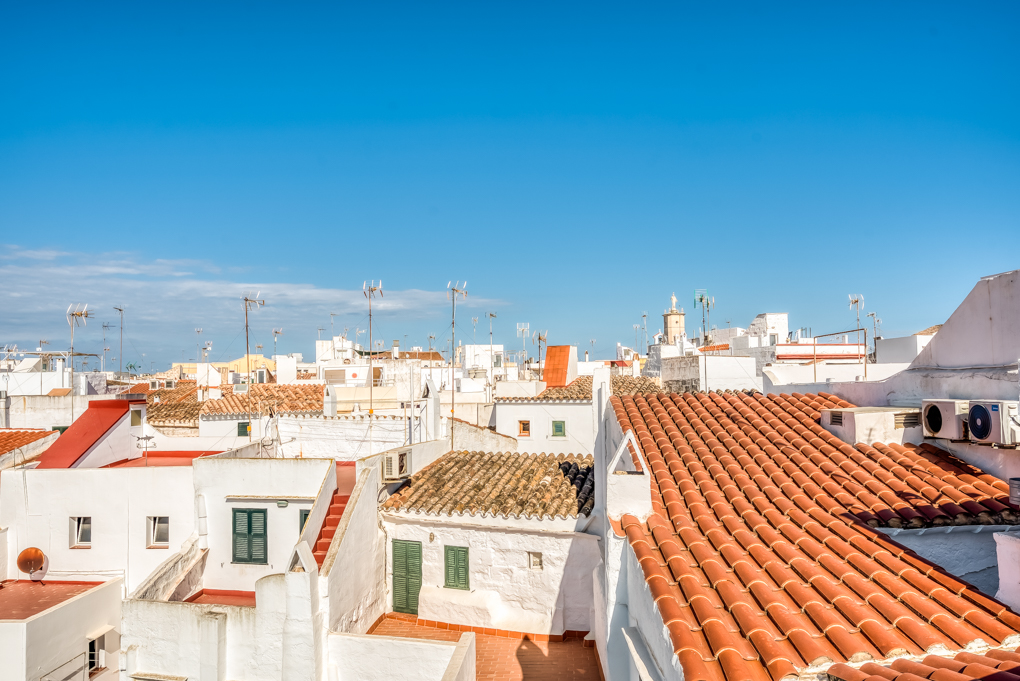 Apartamento en Ciutadella Ciudad - Edificio con un potencial muy especial a pocos pasos del casco antiguo de Ciutadella, Menorca