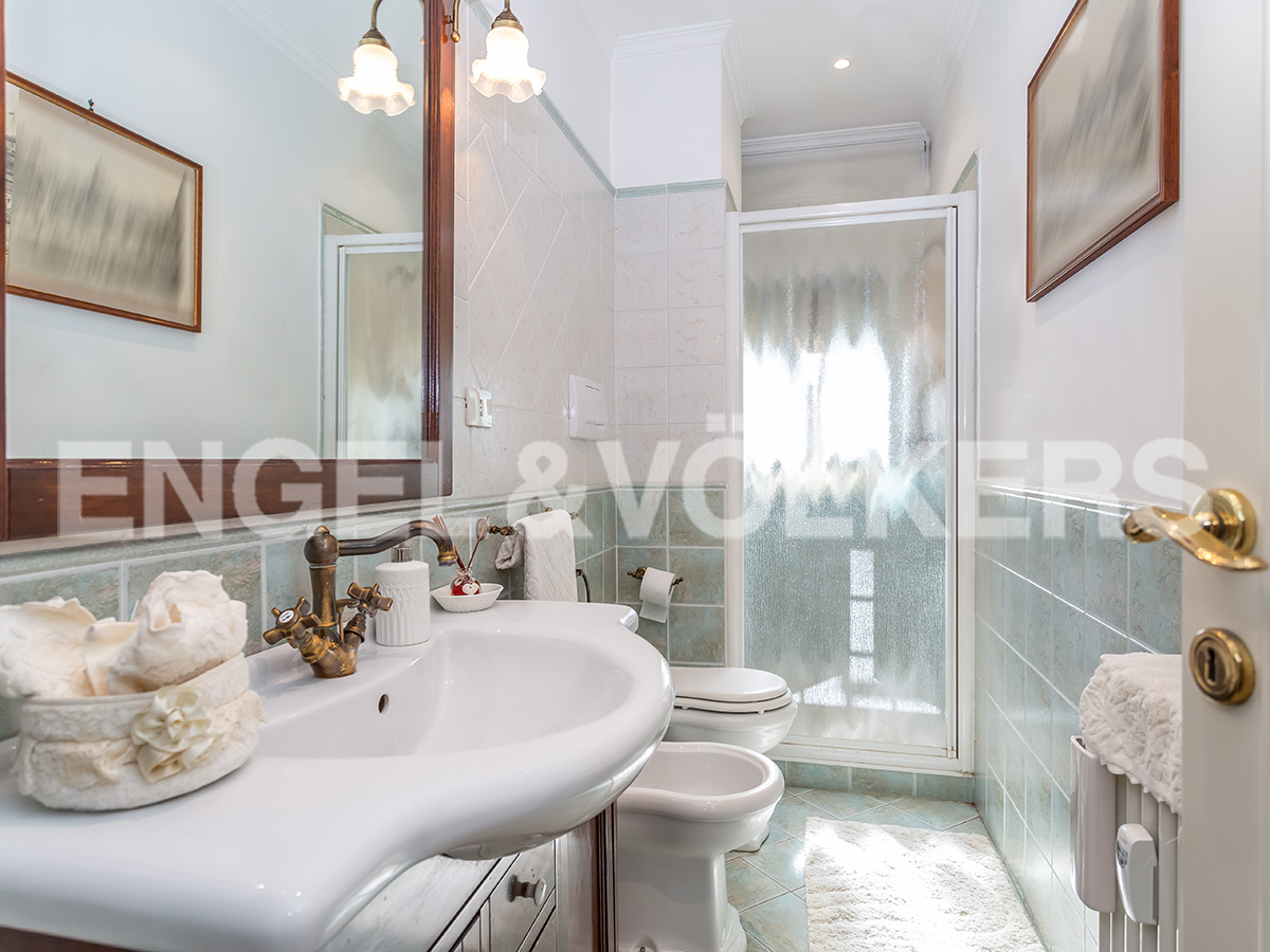 Apartment in Tufello - Monte Sacro - Nuovo Salario - Talenti - Bathroom