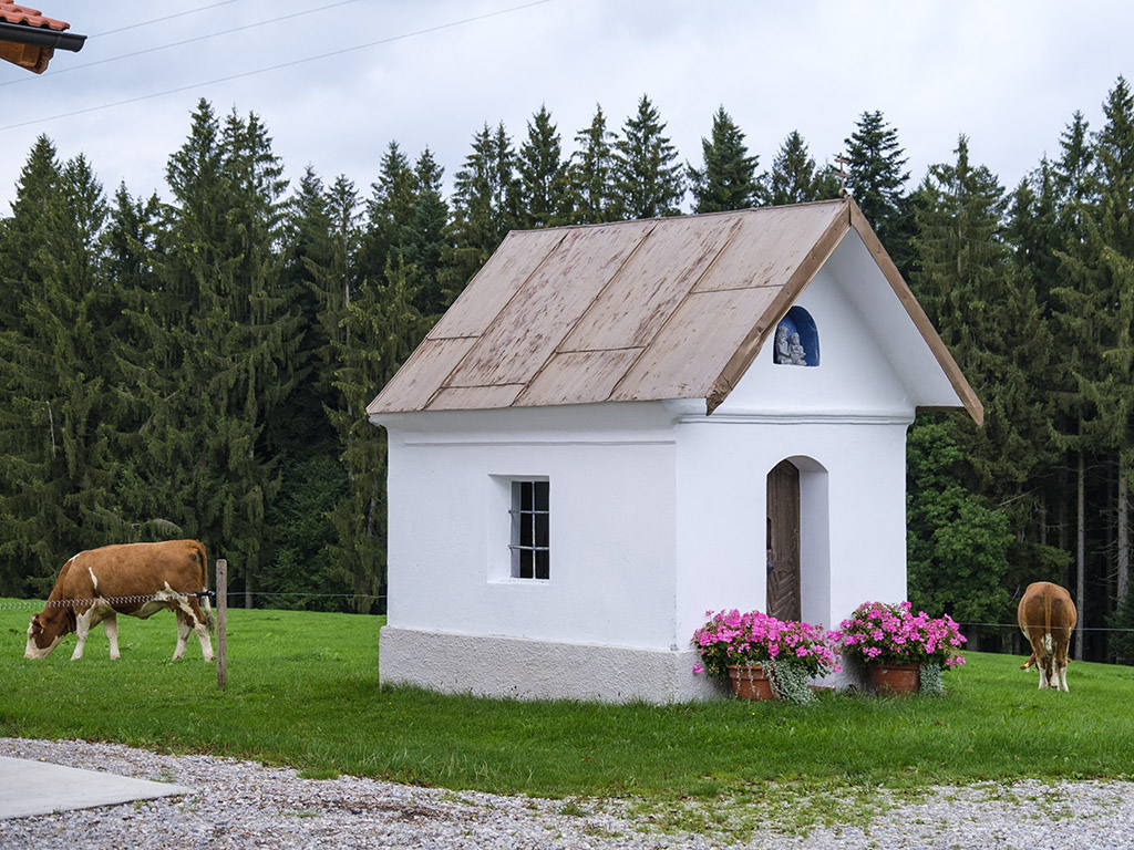 Haus in Warngau - Kleine Kapelle des Anwesens