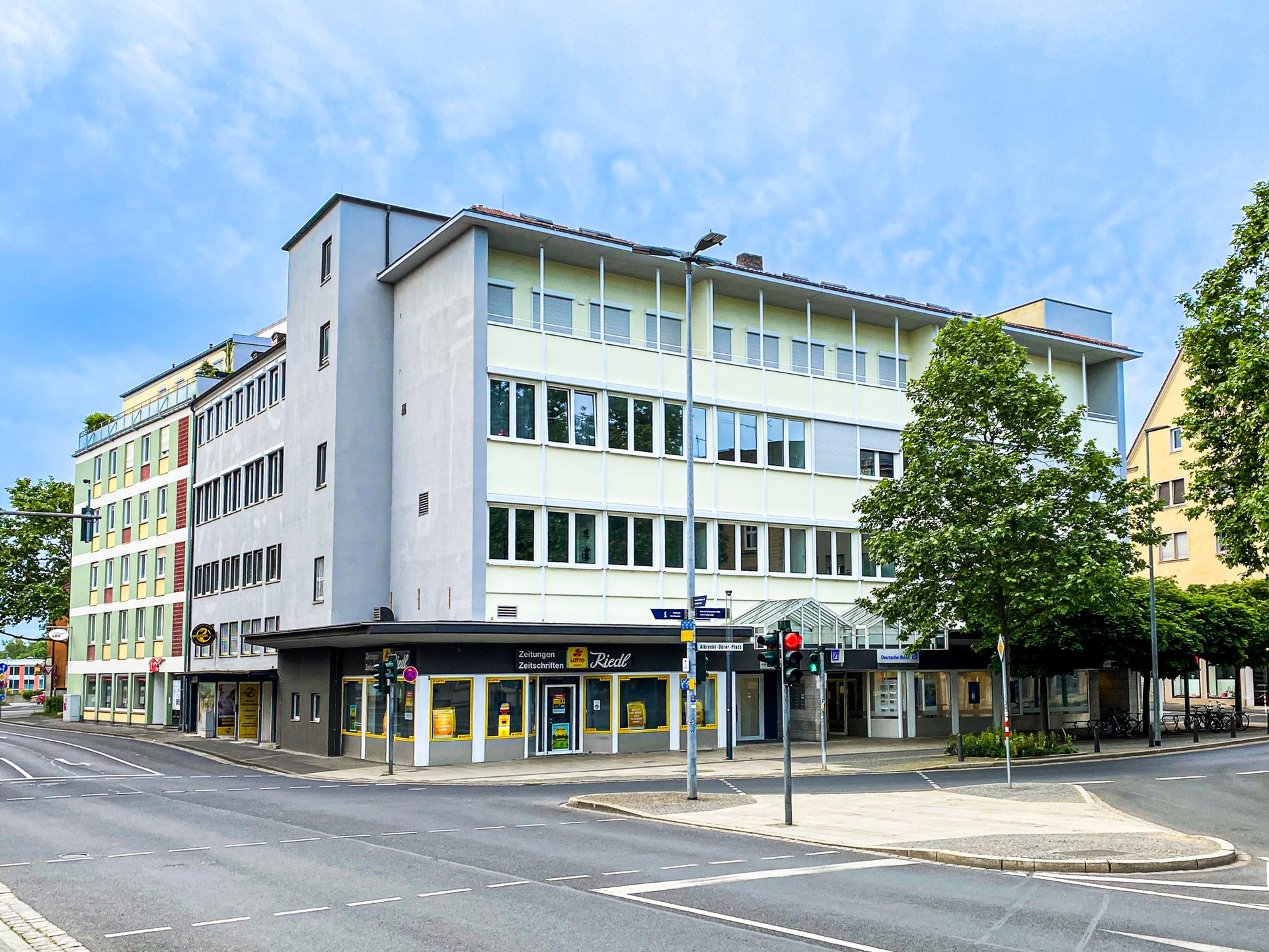 Investment / Wohn- und Geschäftshäuser in Würzburg - Ansicht - Albrecht - Dürer - Platz