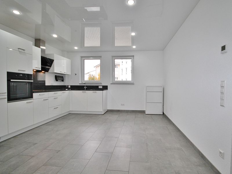 Wohnung in Villingen-Schwenningen - Wohnbereich mit offener Küche