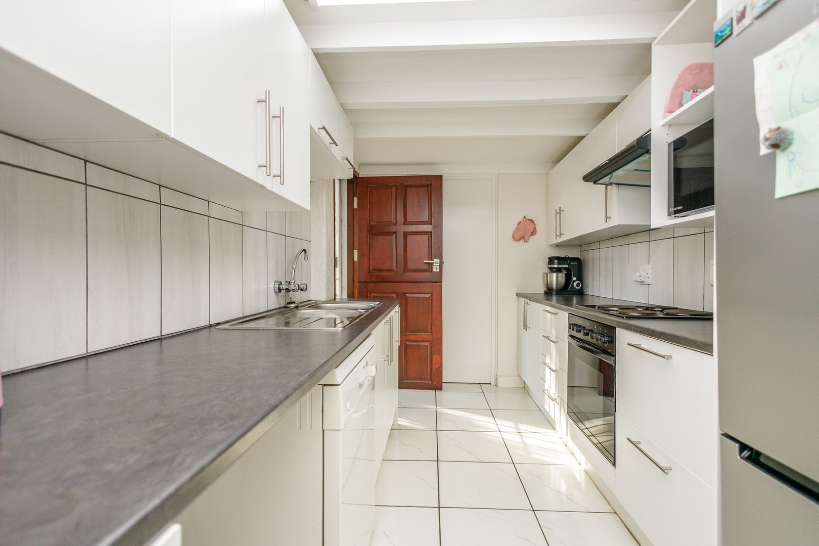 House in Craighall Park - Cottage Kitchen