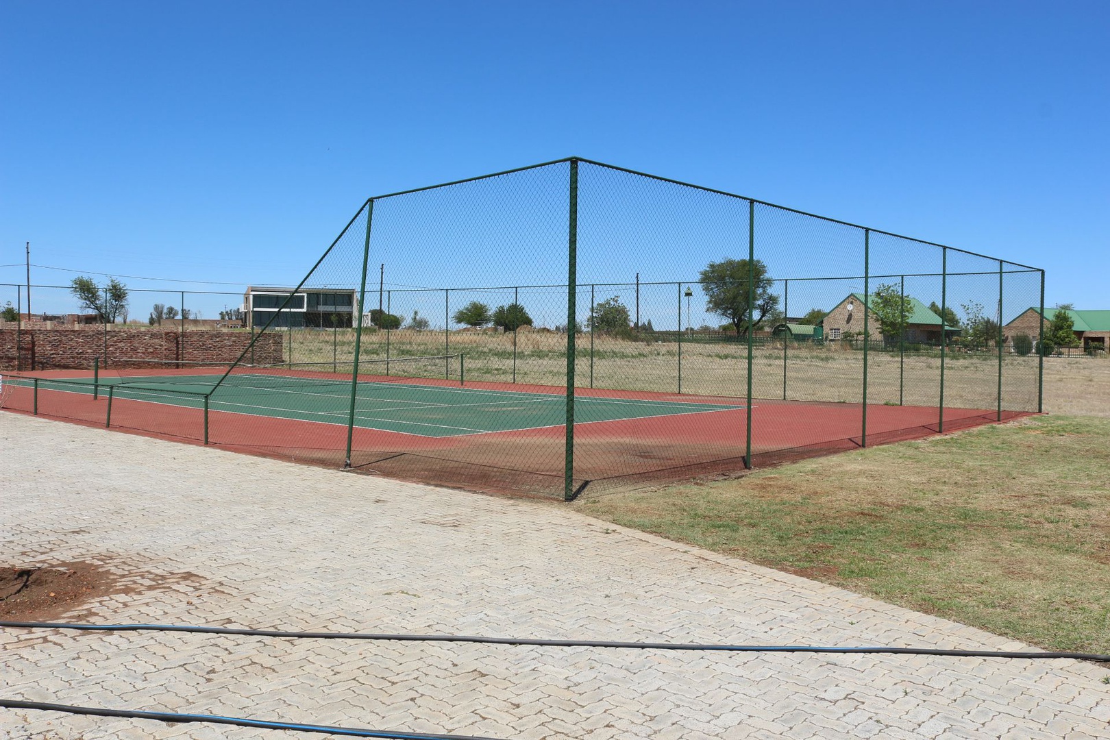 Land in Grimbeeck Park - Tennis courts