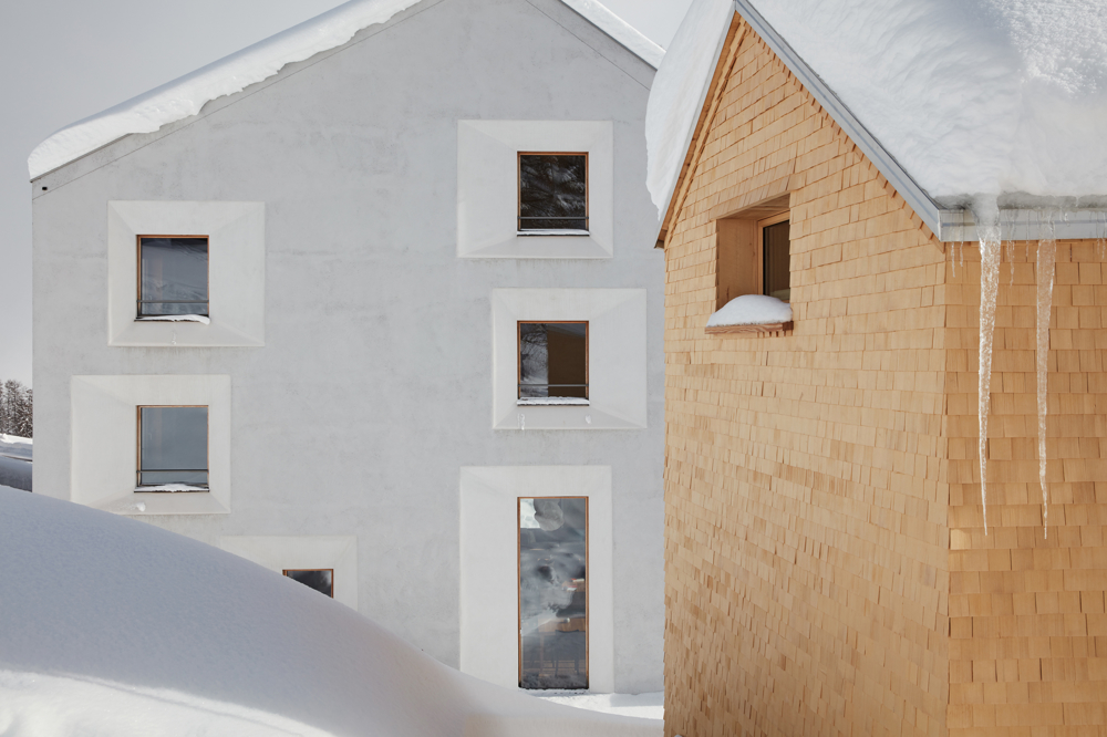 Haus in Viamala - Beide Gebäude aussen Winter