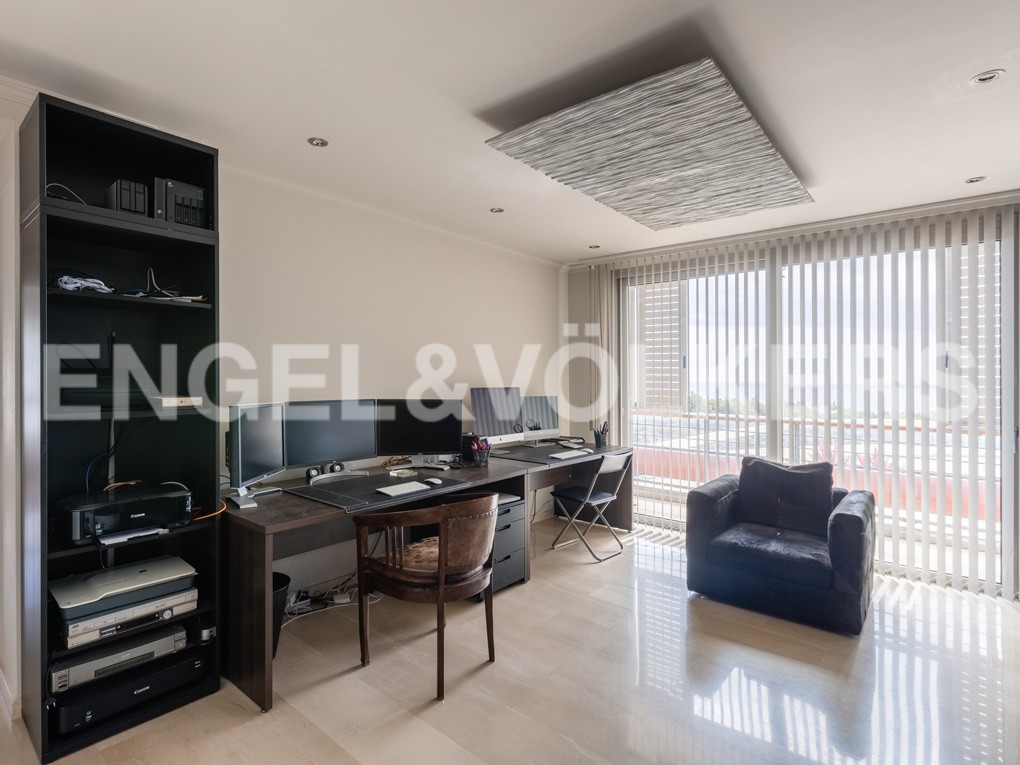 Apartment in La Salle/Los Llanos - Office