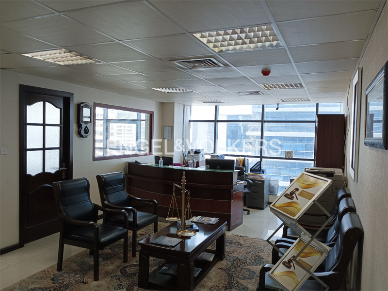 Office in Al Shafar Tower