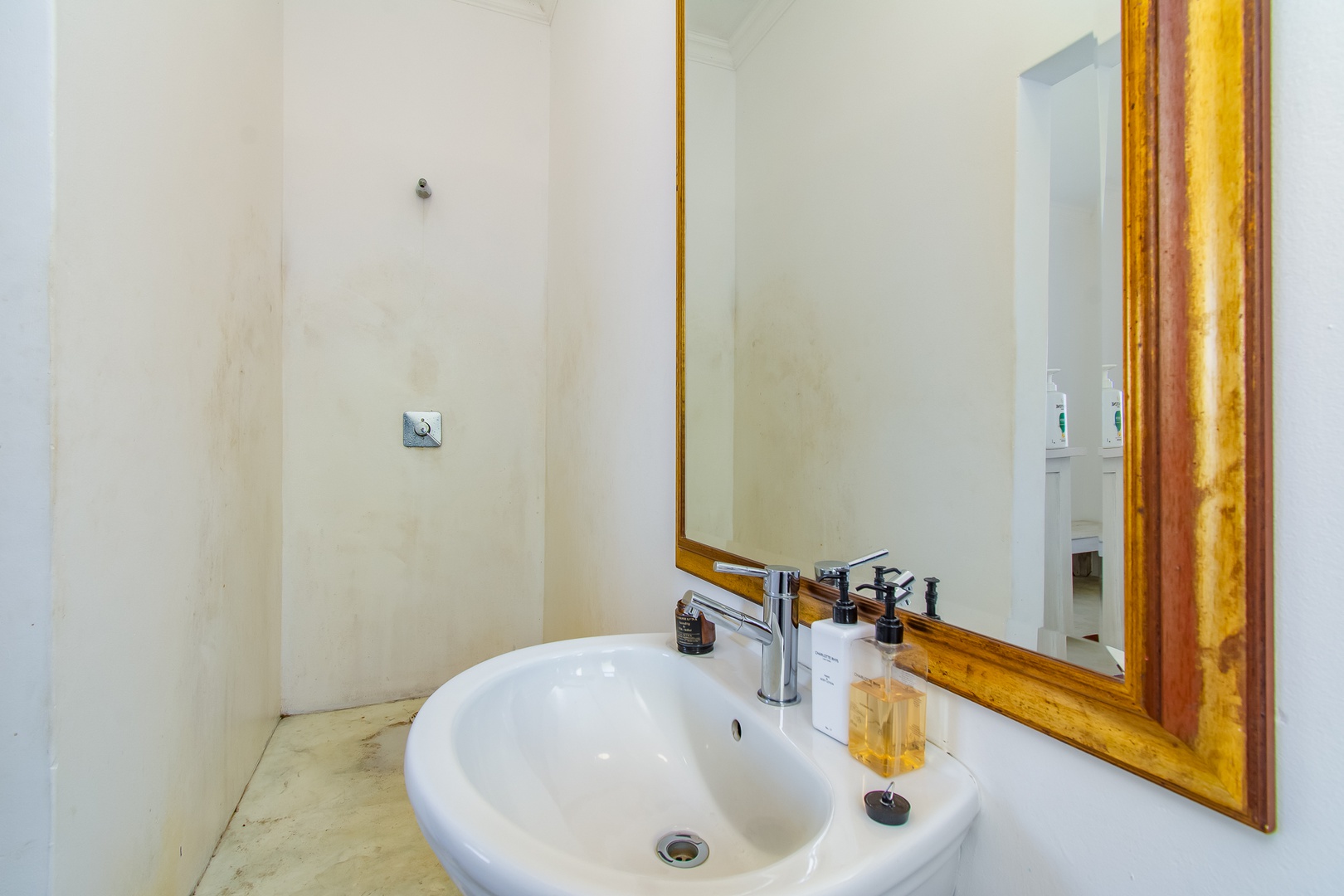 House in Rooi Els - Master ensuite with shower