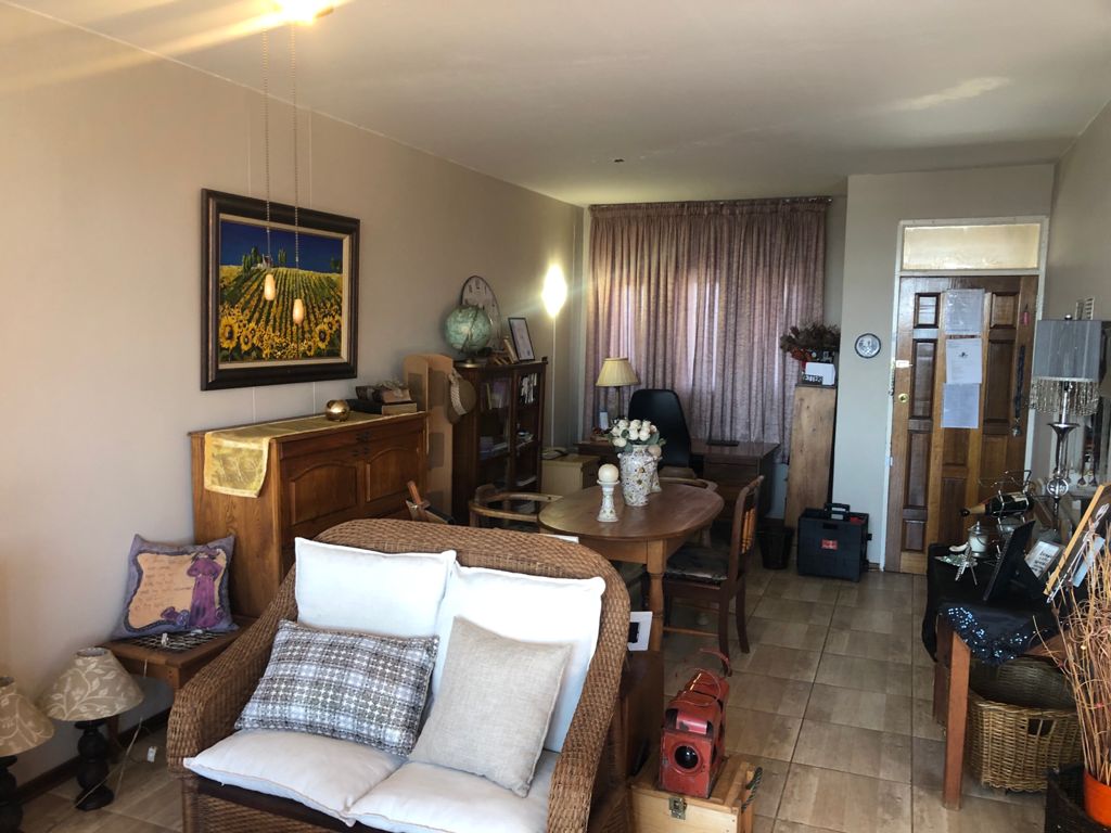 Apartment in Potchefstroom - Diningroom