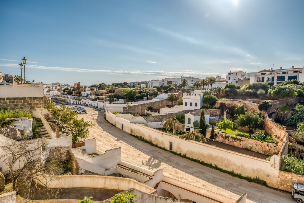 Apartamento en Ciutadella Ciudad - Edificio con una hermosa y luminosa vista en Ciutadella, Menorca