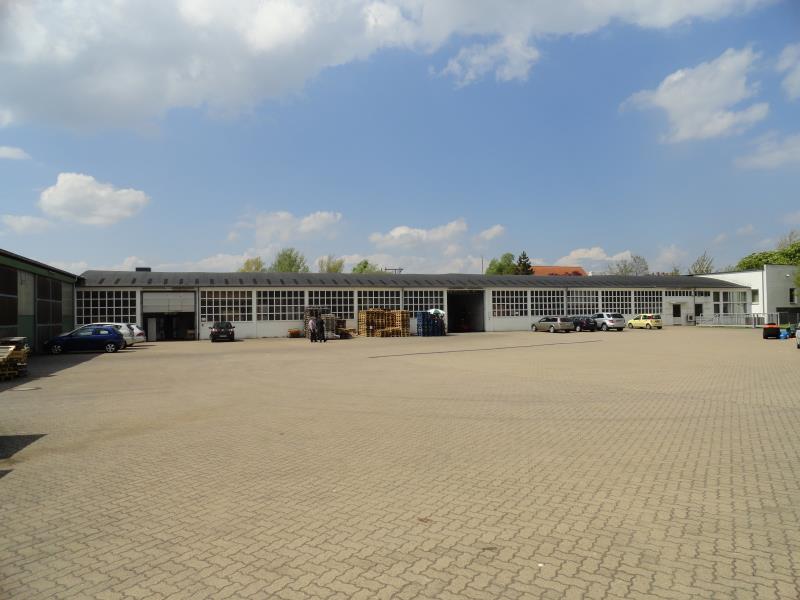 Industrie / Lagerhallen / Produktion in Sarstedt - .