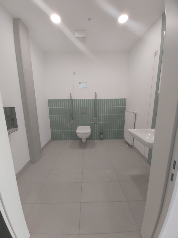 Bürofläche in Potsdam - Behinderten-WC