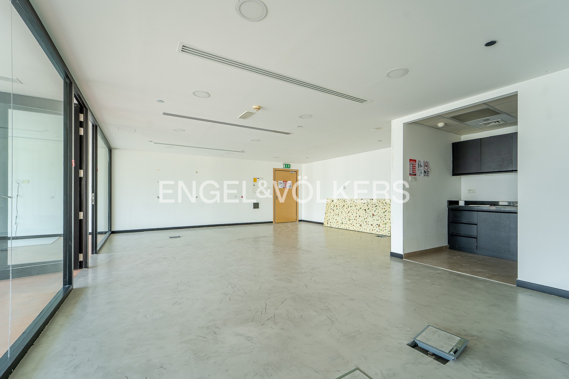 Office in Jumeirah Business Centre 2
