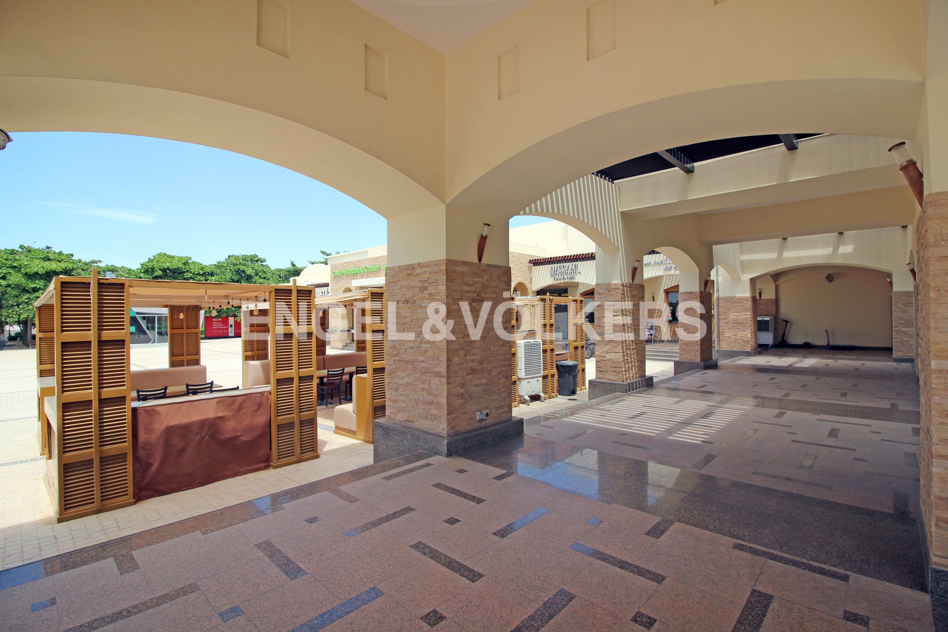 Retail Services in Cedre Villas