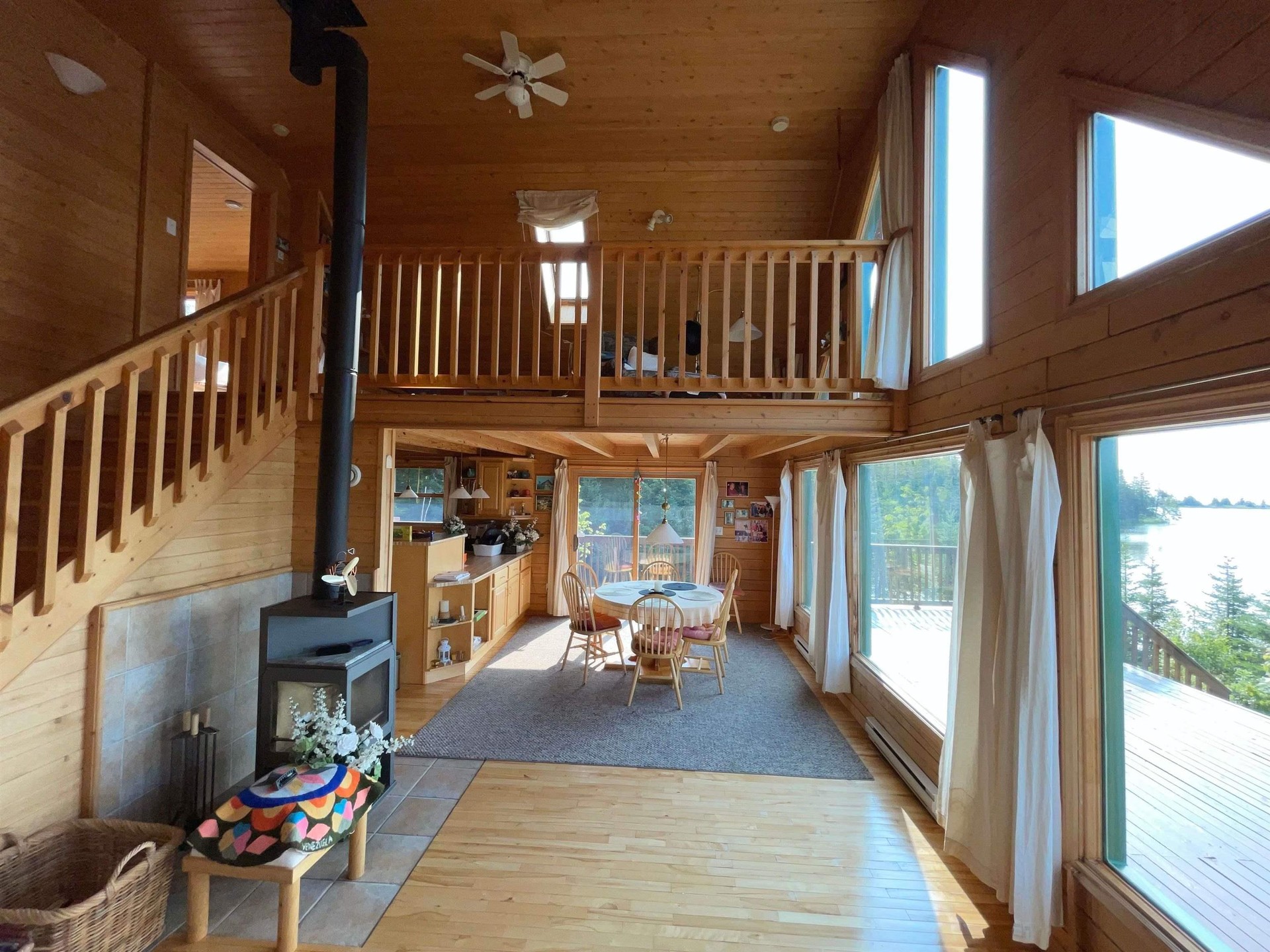 Chalet & Guest Cottage on the Bras d'Or Lake in Cape Breton