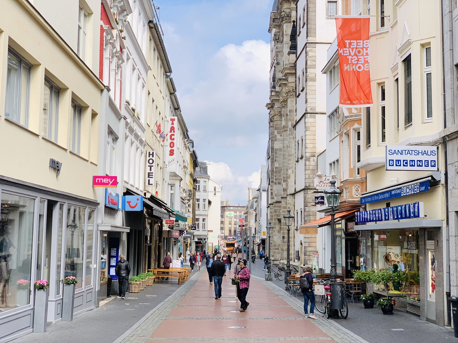 Investment / Wohn- und Geschäftshäuser in Bonn-Zentrum - Straßenansicht