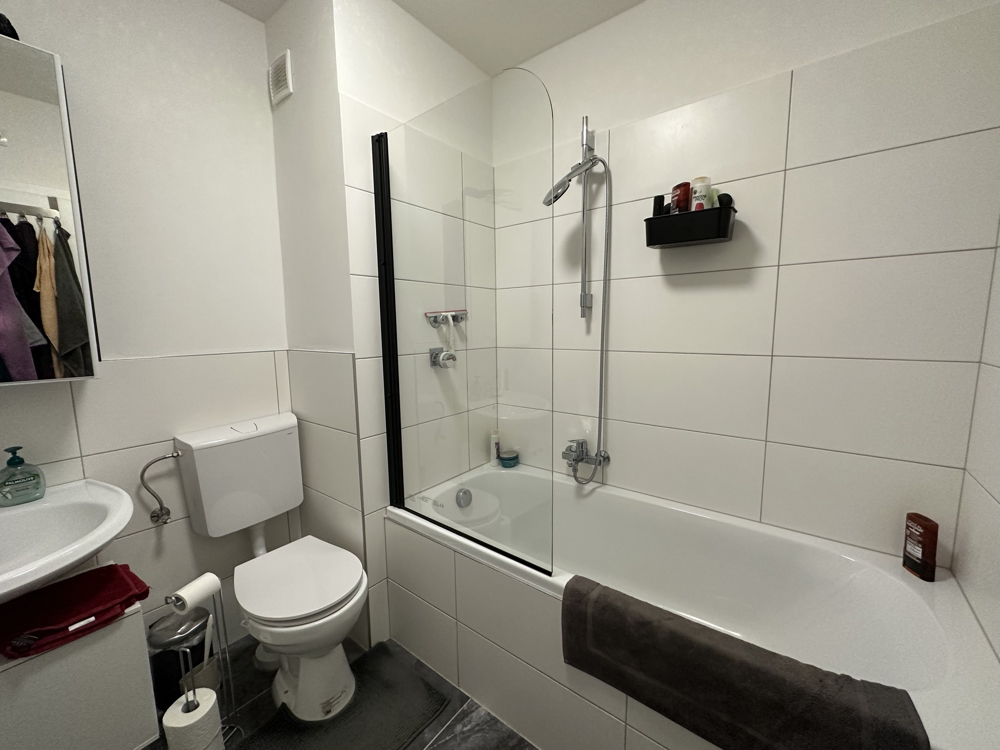 Investment / Wohn- und Geschäftshäuser in Hochspeyer - Badezimmer 