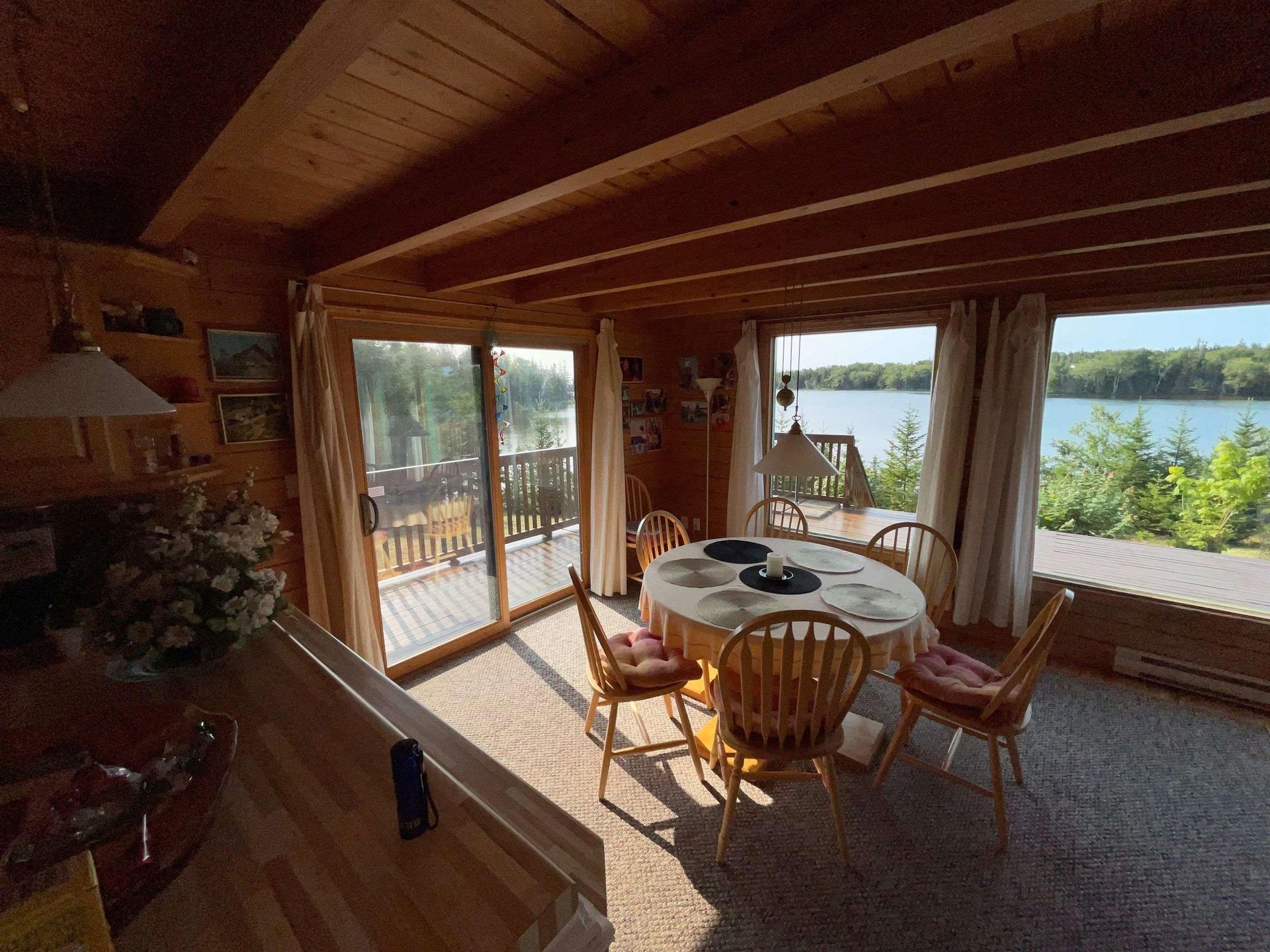 Chalet & Guest Cottage on the Bras d'Or Lake in Cape Breton
