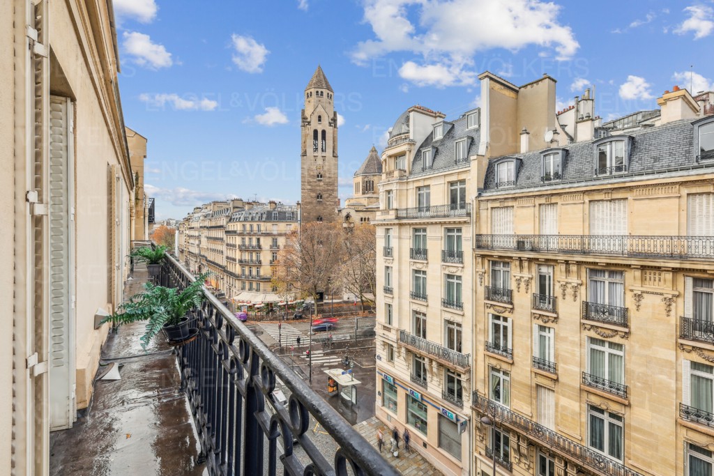Appartement à Paris 8ème