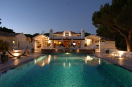 Travel_Tuesday_Oasis_In_Portugal_1