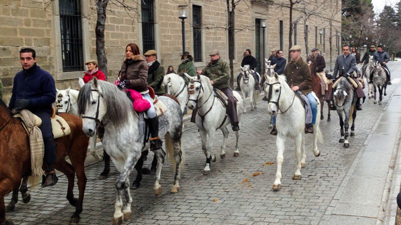 Resultado de imagen de Vueltas de San AntÃ³n